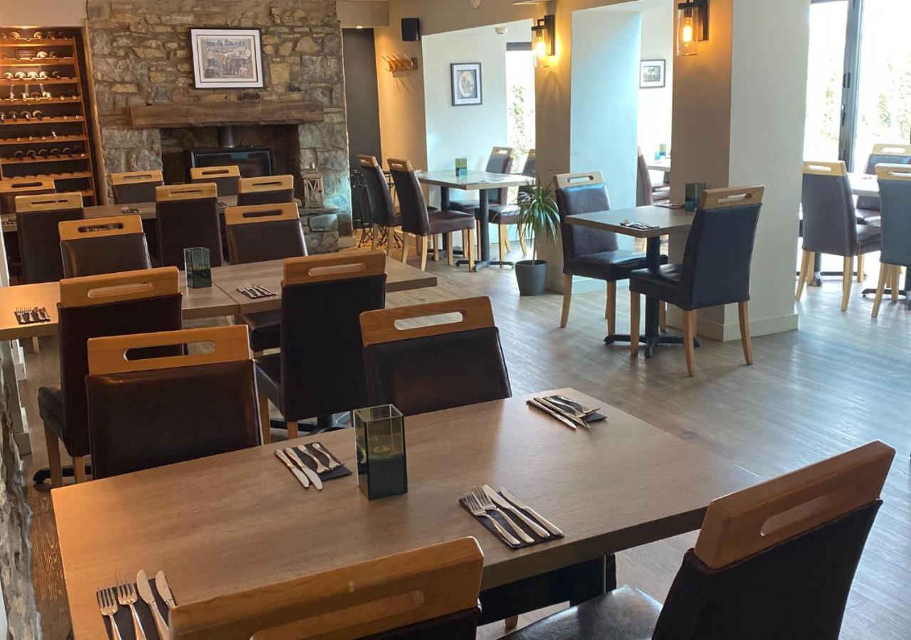 The Roost On Rock Road Hotell Barry Exteriör bild